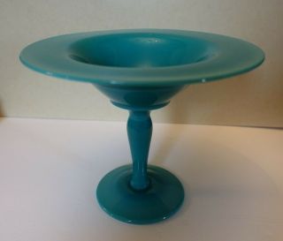 Rqz61 Opaque Blue Milk Glass Vintage Pedestal Footed Tazza Bowl