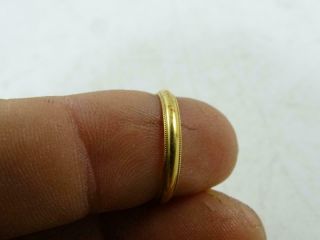 Vintage 14K Solid Yellow Gold Ladies Wedding Ring Engagement 1.  5 grams Size 6 2