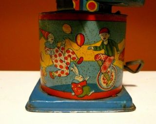 Vintage 1940 ' s Tin Celluloid Wind Up Circus Clown Child Playing Drum Japan 3