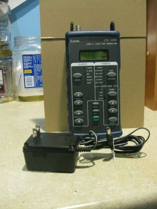 Extron Vtg 300r Handheld Rechargeable Battery Powered Video Audio Test Generator
