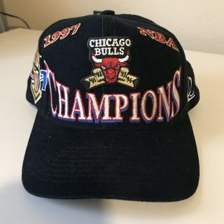 Vintage 1997 Chicago Bulls Hat Cap NBA Champions Logo Athletic Snapback 2
