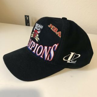 Vintage 1997 Chicago Bulls Hat Cap NBA Champions Logo Athletic Snapback 3