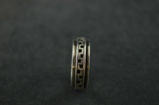 Vintage Sterling Silver Band Ring W Tribal Spinning Center - 6g