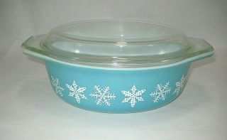 Vintage Pyrex Turquoise With White Snowflakes 043 1 1/2 Qt Casserole Bowl & Lid