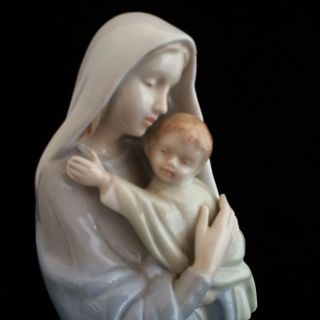 Madonna And Child Statue,  Vintage Virgin Mary And Jesus,  10.  5 "