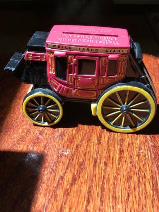 Vintage Wells Fargo & Union Trust Co Metal Stage Coach Bank Paper Weight 1998