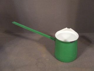 VINTAGE GRANITE WARE GREEN AND WHITE ENAMEL POURER WITH HANDLE 4
