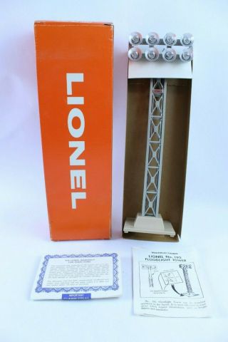 Fantastic Vintage Lionel 195 Floodlight Tower Looks