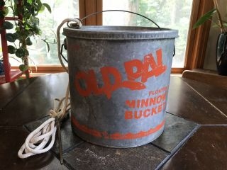 Vintage Old Pal Woodstream Metal Floating Minnow Bait Bucket Fishing 24g10