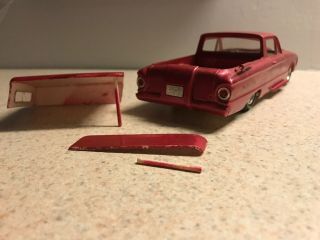 Ford Truck 1961 Ranchero AMT 3 - 1 with a Vintage Box 2