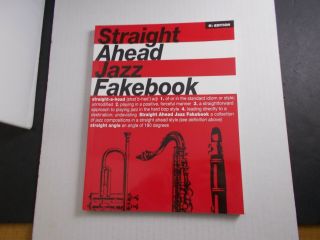 Straigt Ahead Fakebook Songbook - Vintage B Flat Edition