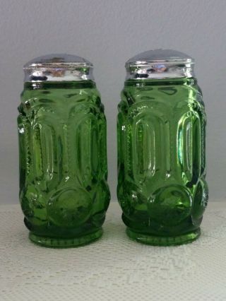 Vintage L E Smith Green Glass Moon And Stars Salt & Pepper Shakers W/metal Lids