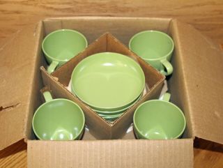 Vintage Set Of 4 U.  S.  A.  Dinnerware - - Plates,  Bowls,  Saucers,  & Cups