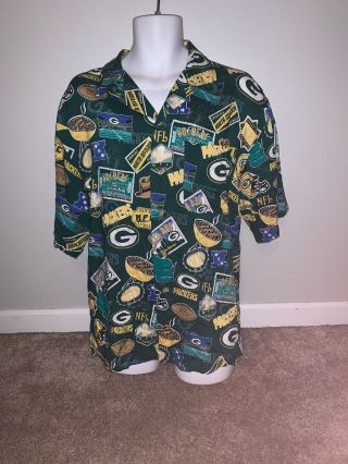 Vintage Green Bay Packers Men’s Tailgate Button Up Short Sleeve Shirt Size:large