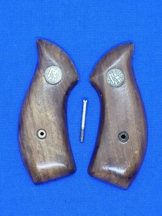 Vintage Smith & Wesson J Frame Round Butt Smooth Wood Grips W/screw