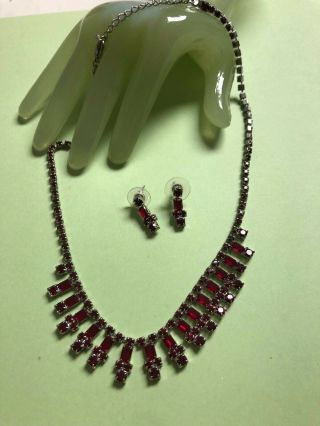 Vintage 18” Red Rhinestone Necklace With Matching Pierced Earrings Cocktail - A1