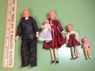 5 Vintage Caco Dollhouse Dolls From Germany - Family Girl Toddler Baby Mom Dad