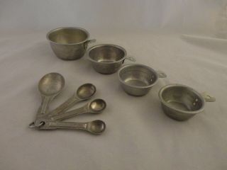 Vintage Aluminum 4 Pc Measuring Cup & 4 Pc Measuring Spoons Set (73)