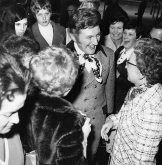 Liberace World - Exclusive 49 - Year - Old 8x8 " Dated Vintage Photo 1970