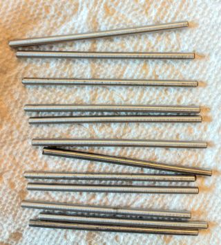 12 Vtg Steel Slot Car Axles In Good Shape 1/8 " O.  D.  X 2 3/4 " L Out Of Pack.