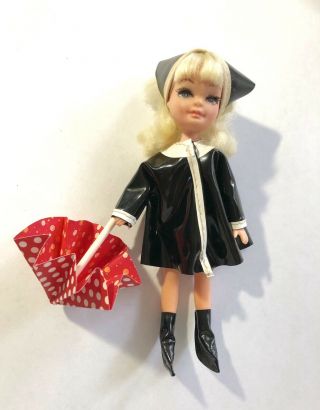 Vintage 1967 Uneeda Tiny Teens Doll Shower Time Mod Rain Coat Hong Kong