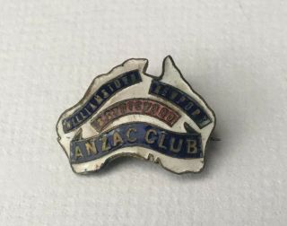 Vintage WILLIAMSTOWN NEWPORT SPOTSWOOD ANZAC CLUB enamel Badge pin military 2
