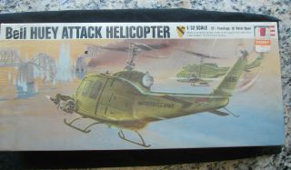 Vintage 1969 Revell Bell Huey Attack Helicopter Model Kit 1/32 Scale