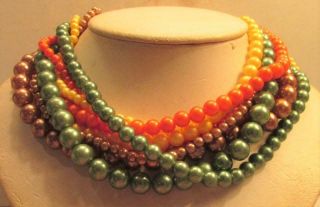Vintage 50 ' s Plastic Pearl Bead Collar Necklace Clip On Earring Set 8 Strand 2
