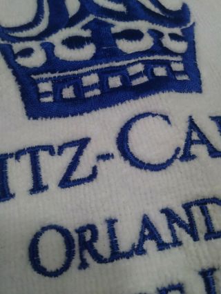 Ritz - Carlton White Beach Towel w/ Embroidered Emblem Orlando Lakes vintage 90 ' s 3