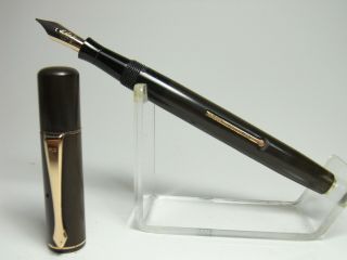 Vintage Altura 752 Hard Rubber Fountain Pen Semi Flex 14ct M Nib Fresh Service