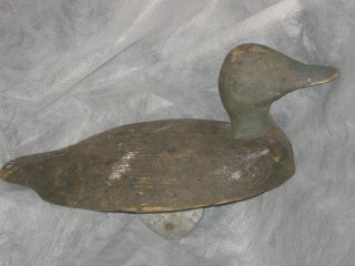 crude vintage DUCK DECOY - large white HOLLER,  rudder and weight on bottom 2