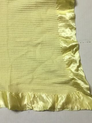 VTG Baby Morgan Era Blanket Acrylic Thermal Weave YELLOW Nylon Binding No Tag 5