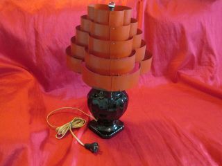 Vintage Mid Century Modern Atomic Era Metal Ventian Shade Lamp Red/black