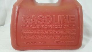 Vintage Rubbermaid GOTT 2.  5 Gallon Gas Can Red Vented Plastic Model 1226 Pre Ban 5