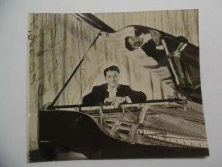 C.  1950 Liberace At Piano Signed Inscribed Photo Pre - Candelabra Vintage
