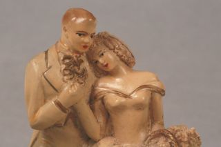 Vintage Wedding Cake Topper Victorian Bride & Groom Basket of Flowers 2