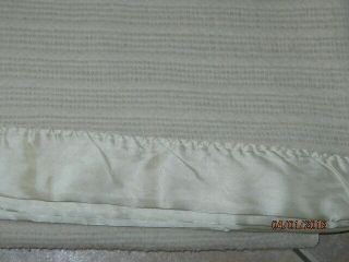 Vintage Off White Thermal Acrylic Blanket 86x86