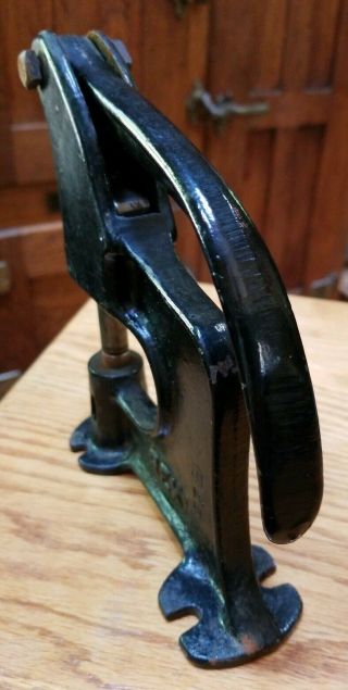 (8/17) Antique Vintage REX 27 Black Cast Iron RIVET PUNCH TOOL LEATHER RIVETER 2