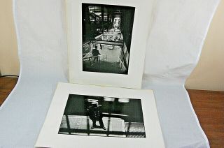 15 VINTAGE BLACK AND WHITE 11 x 14 PHOTOS,  NYC SUBWAY,  c.  1970 PRINTS 4