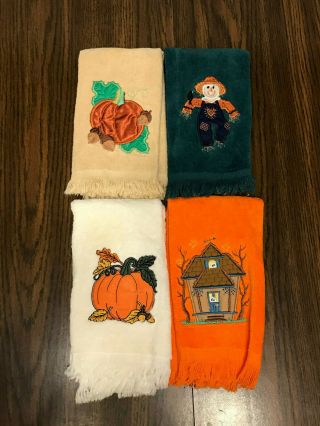 4 Vtg.  Kitchen Bathroom Hand Towels Halloween Scarecrow Pumpkin Haunted House G1