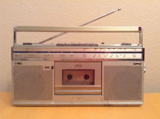 Vintage Jvc Rc - S5jw Boombox Radio Mini Am/fm Ghettoblaster