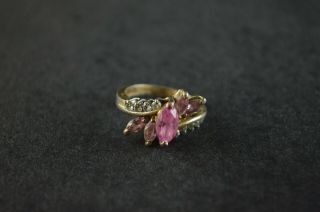 Vintage Gold Sterling Silver Ring W Pink & White Stones - 5.  5g