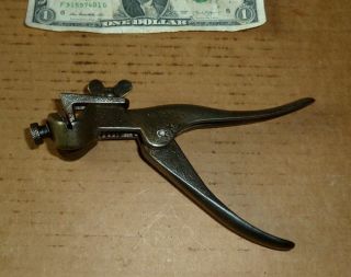 Vintage Saw Set Made In Usa,  Adjustable,  Old Woodworking Tool,  Heavy Cast Metal