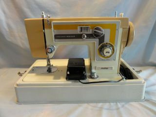 Vintage Morse Zig Zag Sewing Machine Model 561 Ec W/ Foot Pedal And Case
