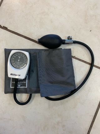 Vintage Tycos Pre - Calibrated Blood Pressure Monitor