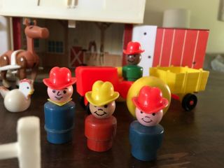 Vintage Fisher Price Little People Farm Barn Silo And Accessories 915 1986 3