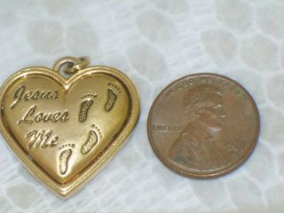 Vintage Heart Puffy Pendant Footprints In The Sand Jesus Loves Me Charm
