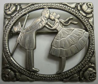 A Vintage Sterling Silver Man & Woman Kissing Brooch