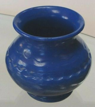 Small Vintage Fort Ticonderoga Vase - Blue - Ruffle Design,  3.  25 Inches Tall