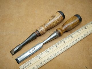 Old Tools Vintage 5/8 " Sweetheart And 1/2 " Stanley 750 Bevel Edge Socket Chisels